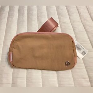 Lululemon Everywear Belt Bag NWT